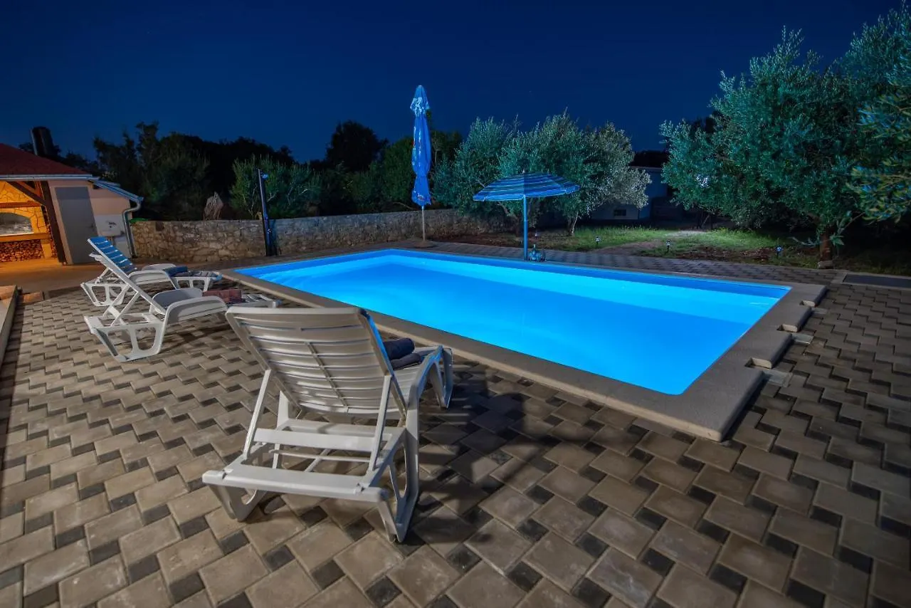 Holiday House Slavica With Pool Debeljak 0*,