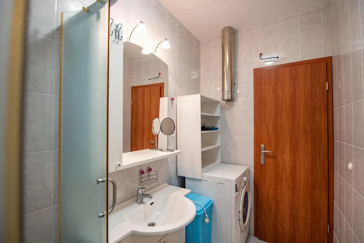 Holiday House Slavica With Pool Debeljak