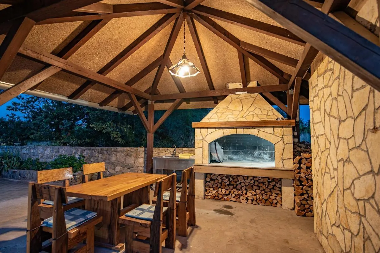 Holiday House Slavica With Pool Debeljak Croatia