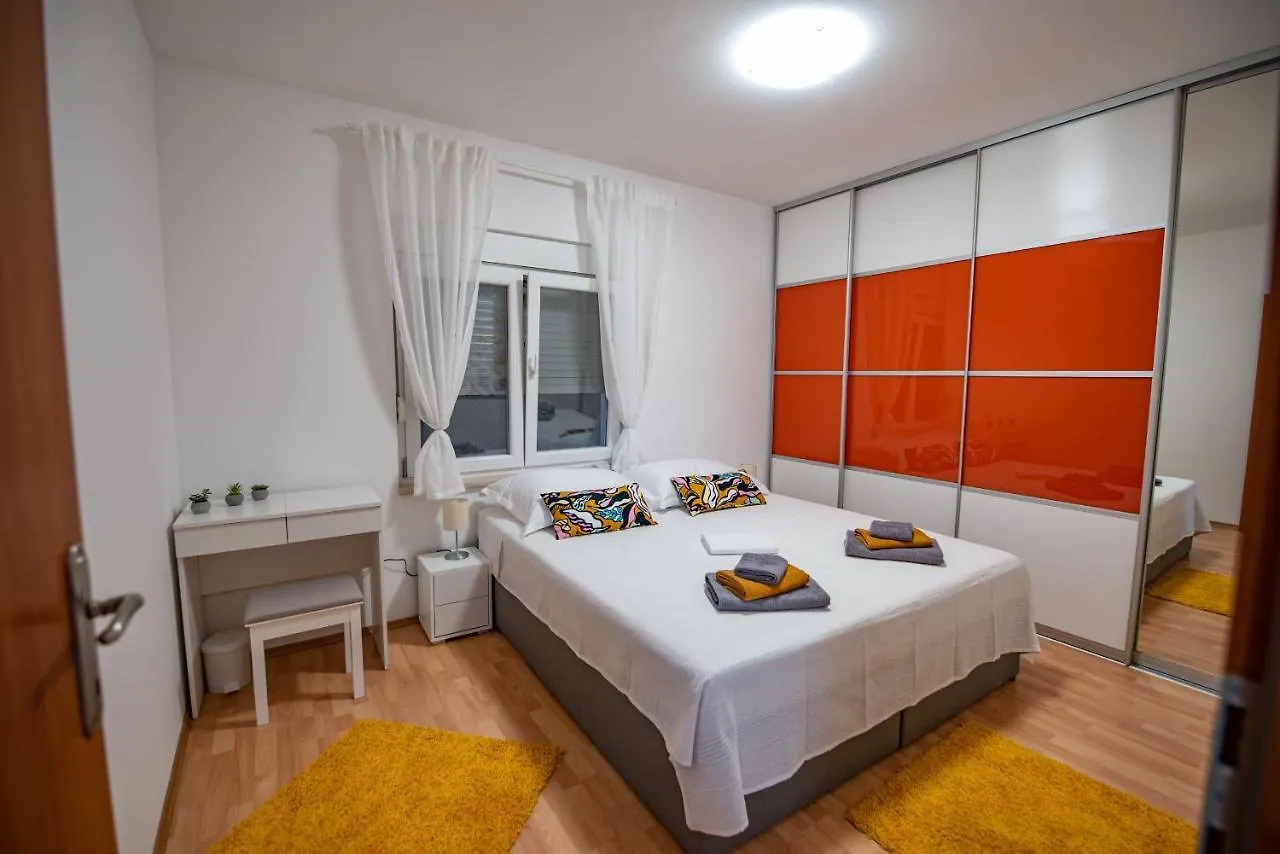 Holiday home Holiday House Slavica With Pool Debeljak