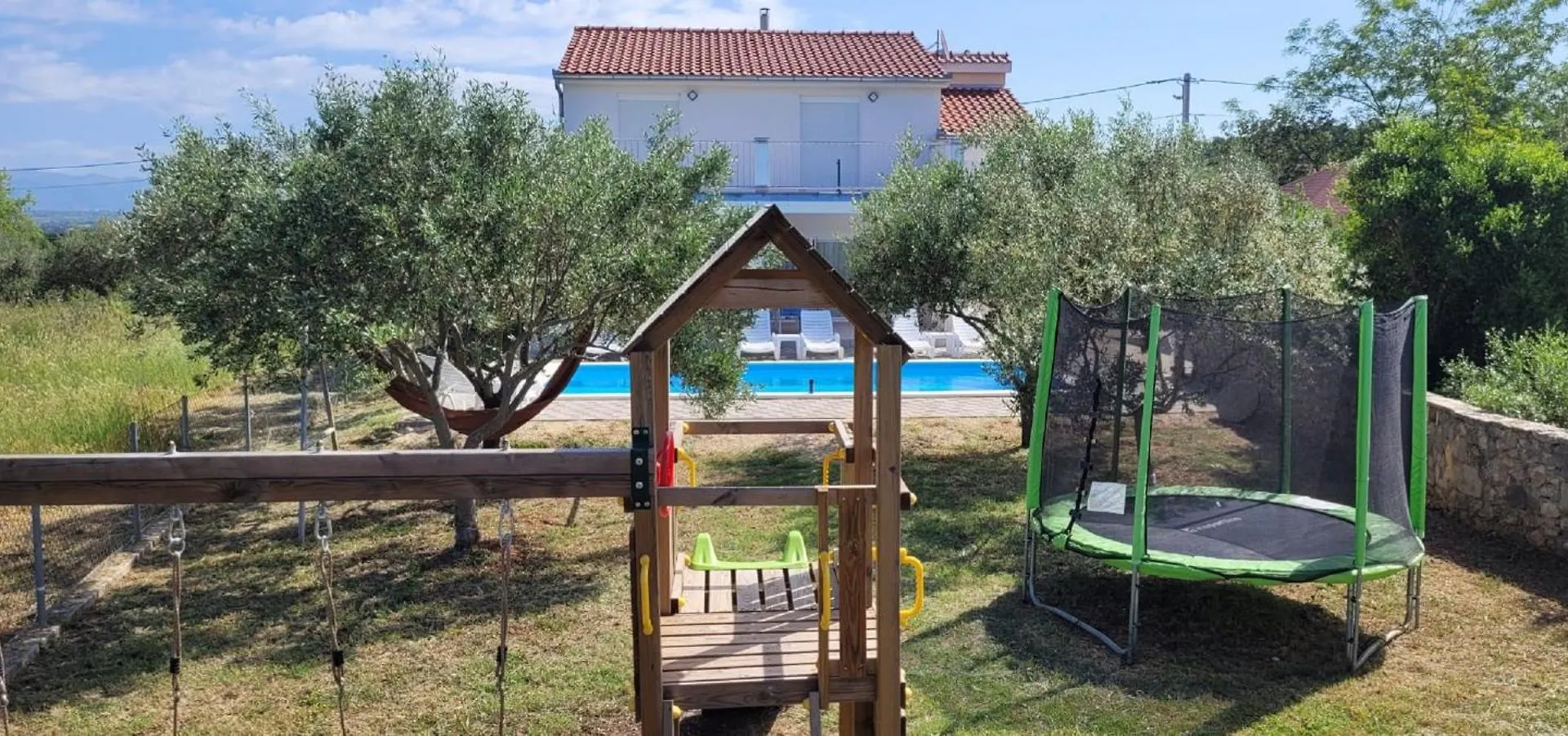 Holiday House Slavica With Pool Debeljak